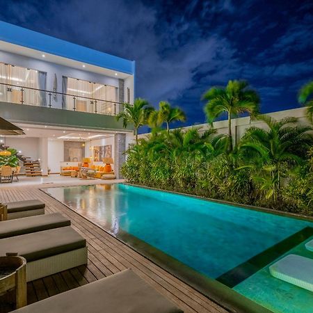 Flores Villa By Betterplace Canggu Extérieur photo