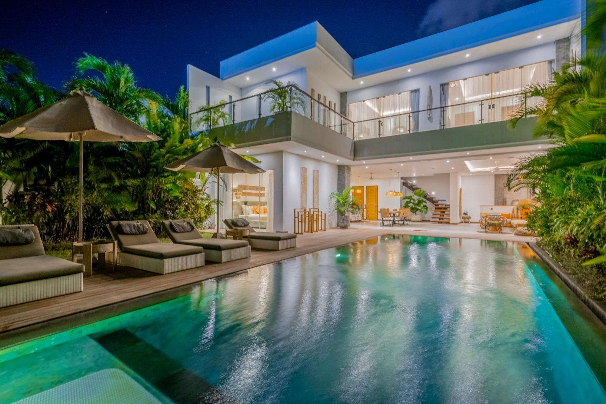 Flores Villa By Betterplace Canggu Extérieur photo
